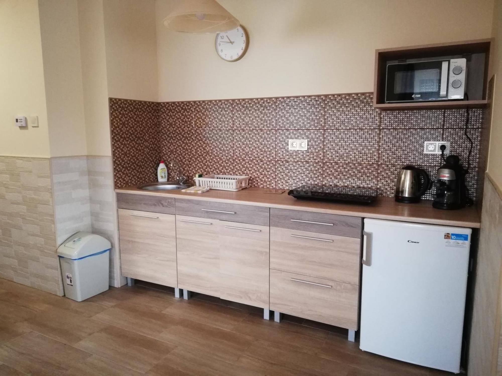 Imola Es Andrea Apartmanhaz 3 ไฮจ์ดุสโซบอสโล ภายนอก รูปภาพ